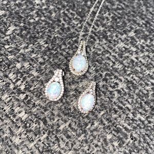 Opal necklace and earrings set